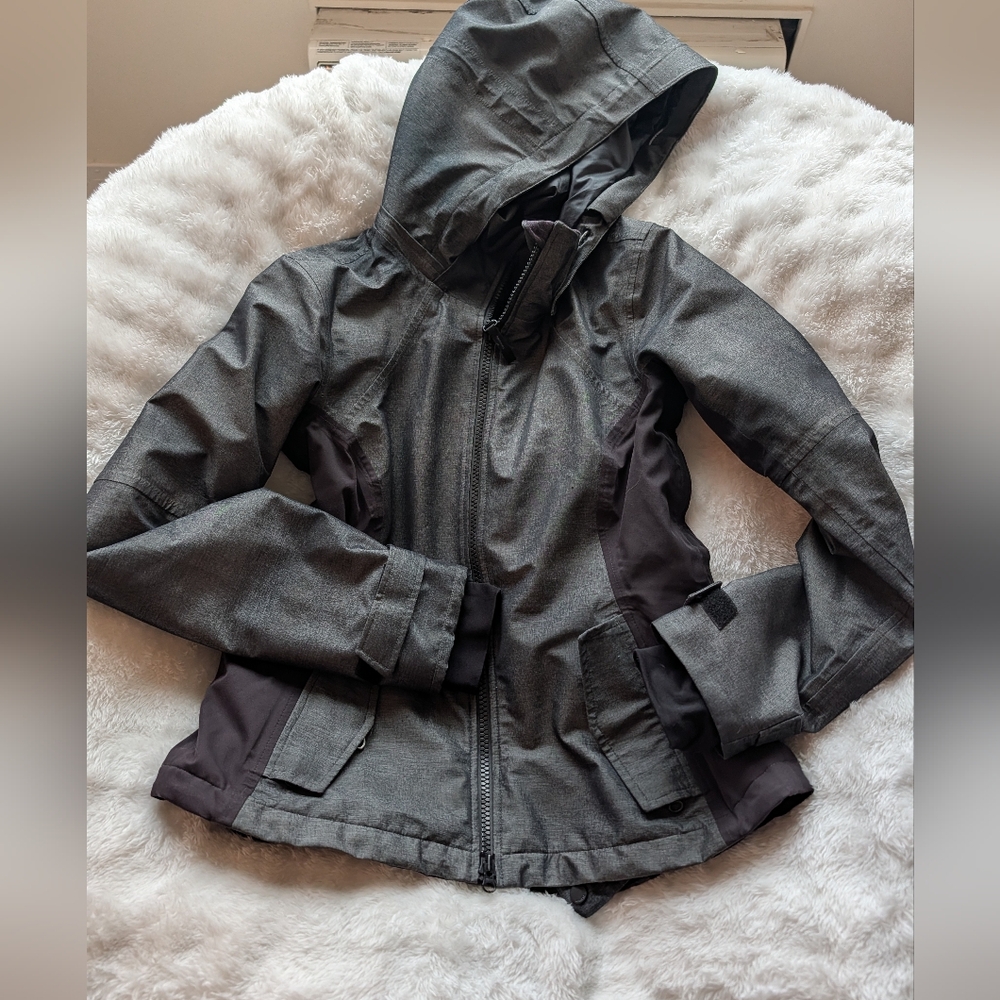 Athleta RECCO Winter Park Ski Snow Jacket Women’s M- Retired